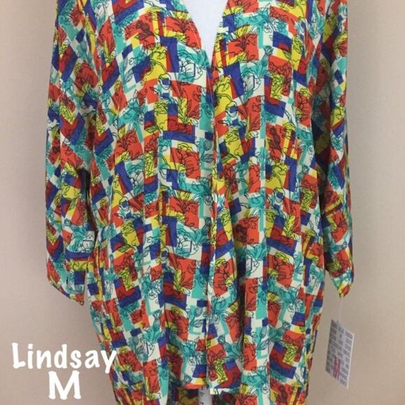 LuLaRoe Tops - LuLaRoe Lindsay brand new with tags